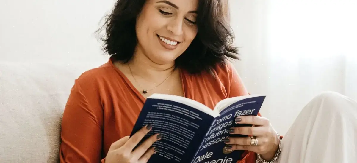 Gaveideer til hende der elsker at fordybe sig i en god bog - 5 gode forslag