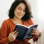 Gaveideer til hende der elsker at fordybe sig i en god bog - 5 gode forslag